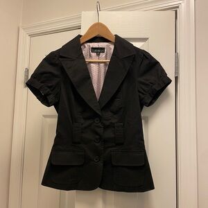 Forever 21 Womens Black Short Sleeve Jacket